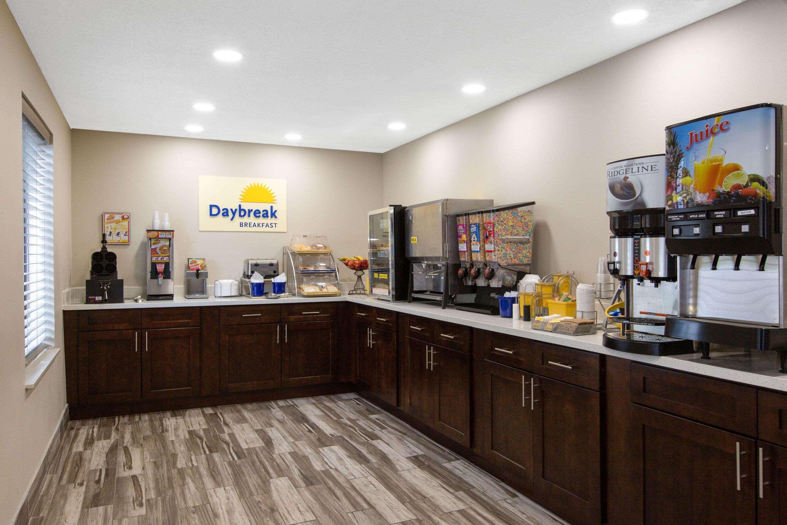 Days Inn & Suites By Wyndham Wisconsin Dells Exteriér fotografie