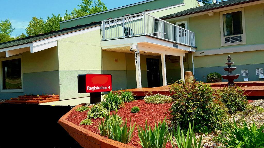 Days Inn & Suites By Wyndham Wisconsin Dells Exteriér fotografie