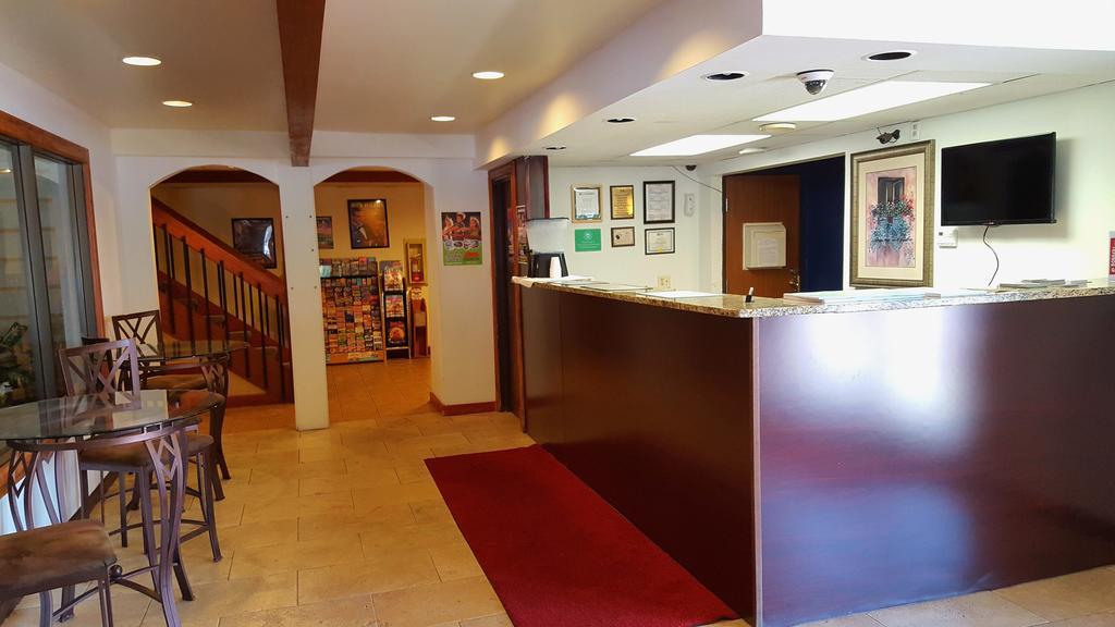 Days Inn & Suites By Wyndham Wisconsin Dells Exteriér fotografie
