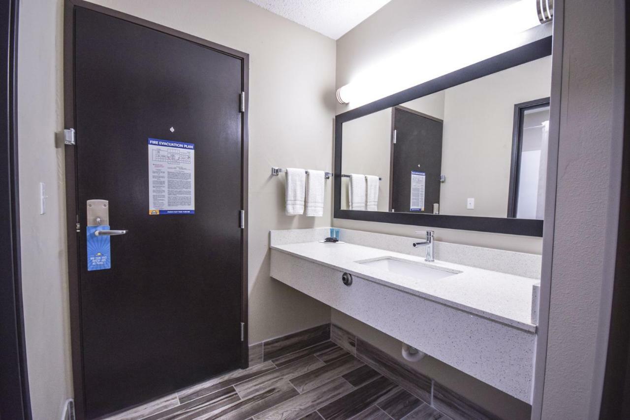 Days Inn & Suites By Wyndham Wisconsin Dells Exteriér fotografie