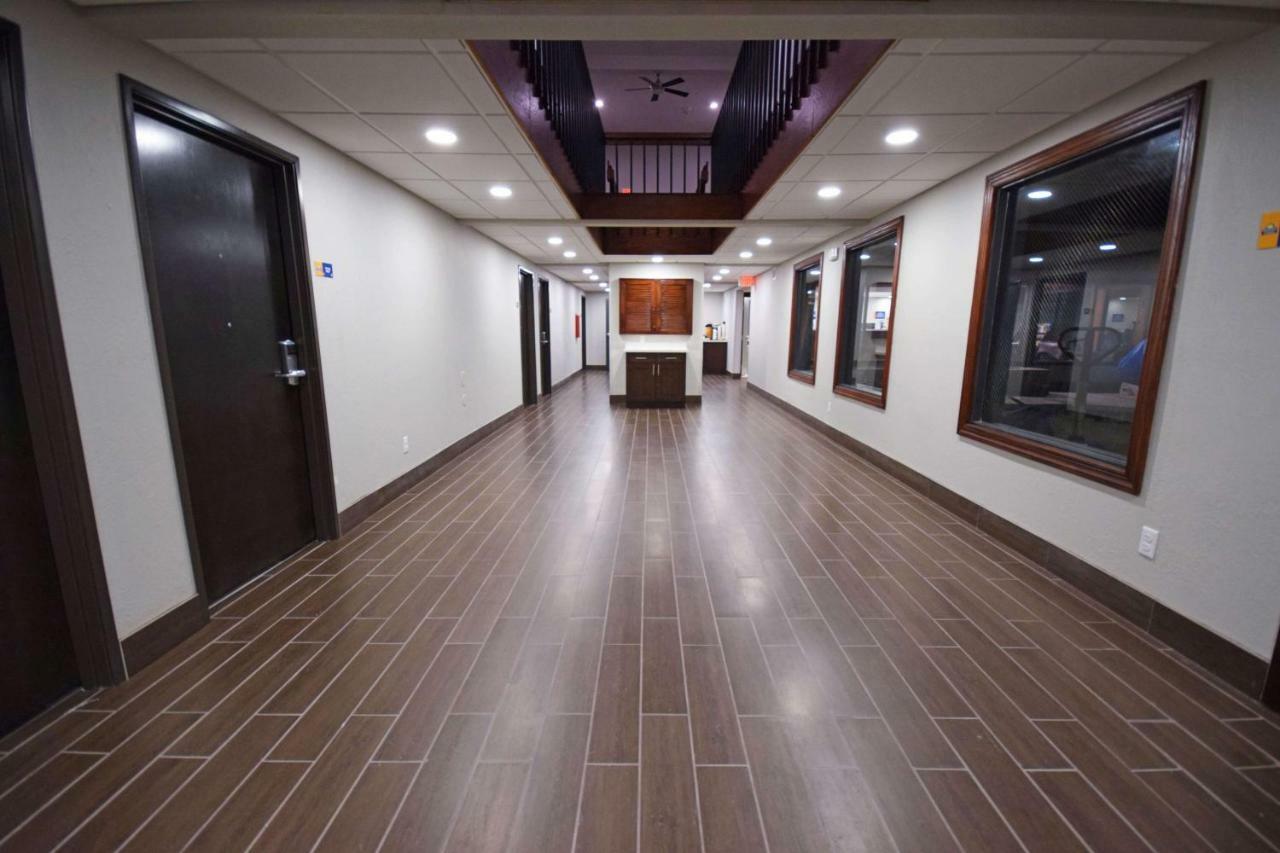 Days Inn & Suites By Wyndham Wisconsin Dells Exteriér fotografie
