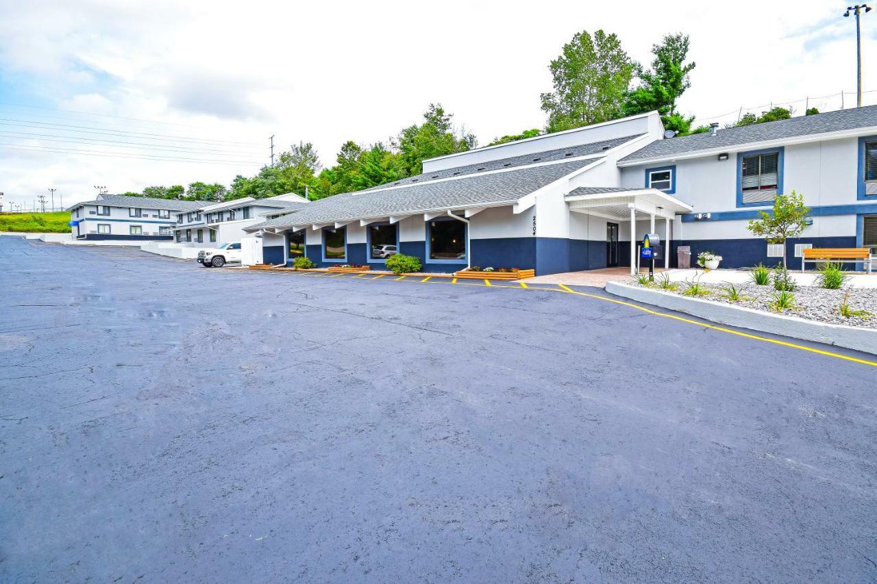 Days Inn & Suites By Wyndham Wisconsin Dells Exteriér fotografie