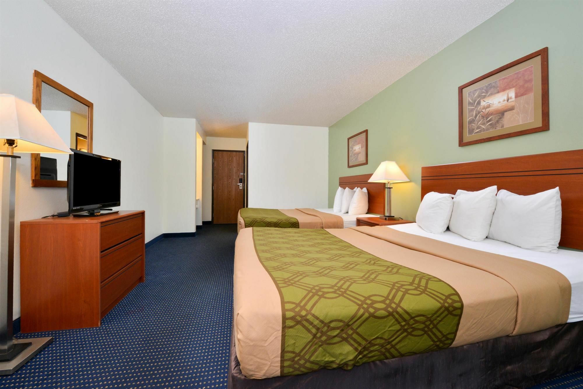 Days Inn & Suites By Wyndham Wisconsin Dells Exteriér fotografie